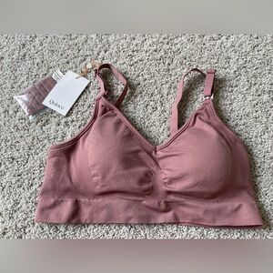 NWT Quince Seamless Maternity & Nursing Twilight Bra Size Large - Pink/ Mauve